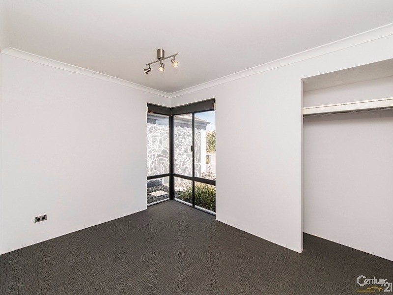 99 Lomas Cir, Ellenbrook WA 6069