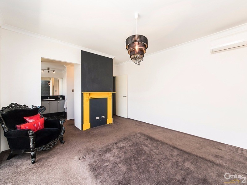 99 Lomas Cir, Ellenbrook WA 6069