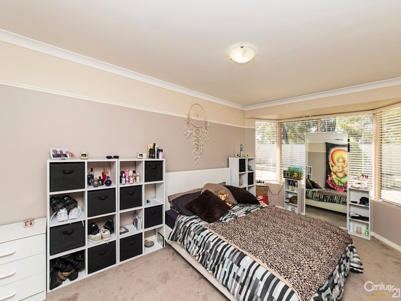 2 Welara Circle, Henley Brook WA 6055