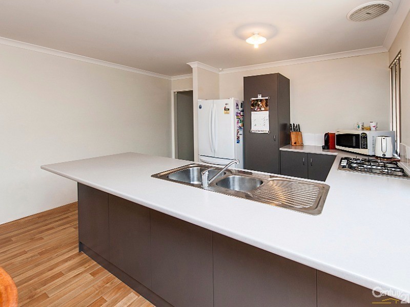 46 Vellum Loop, Aveley WA 6069
