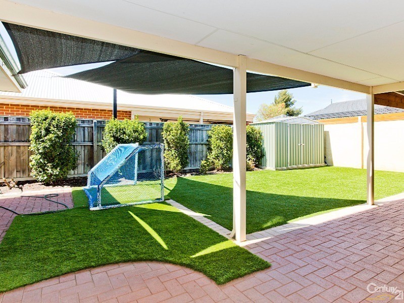 40 Brookmount Drive, Ellenbrook WA 6069