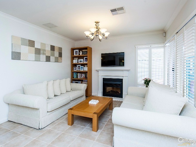 21 Harman Place, Aveley WA 6069
