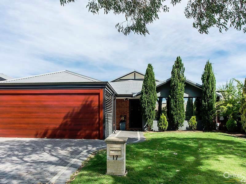 17 Riverina Drive, Ellenbrook WA 6069