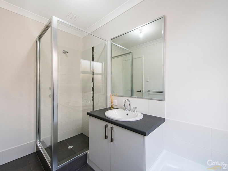 5/34 Janselling Ave, Ellenbrook WA 6069