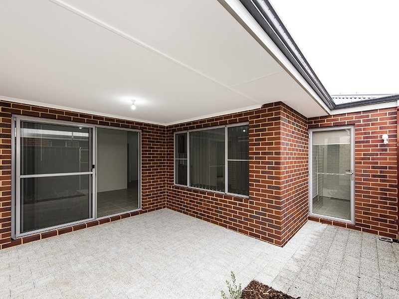 4/34 Janselling Ave, Ellenbrook WA 6069