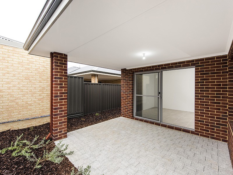 4/34 Janselling Ave, Ellenbrook WA 6069