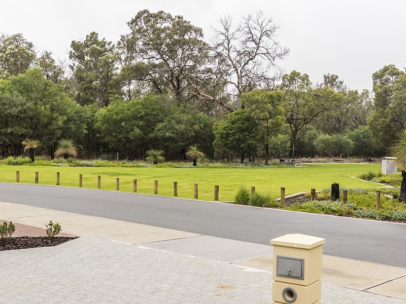 4/34 Janselling Ave, Ellenbrook WA 6069