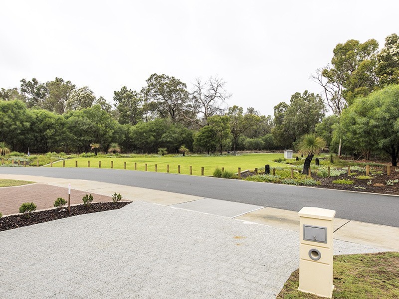 4/34 Janselling Ave, Ellenbrook WA 6069