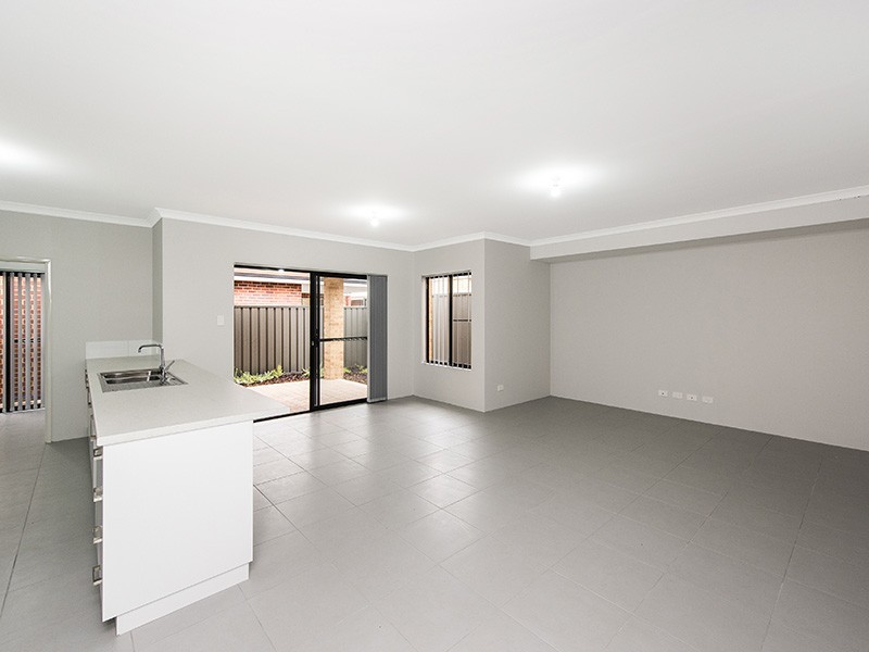 1/34 Janselling Ave, Ellenbrook WA 6069