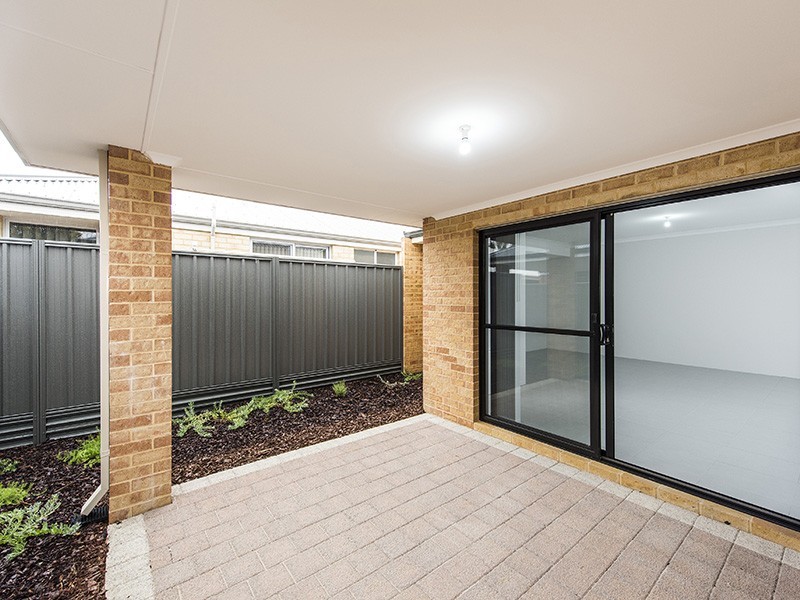 1/34 Janselling Ave, Ellenbrook WA 6069