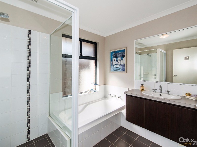 12 Alcala Street, Ellenbrook WA 6069