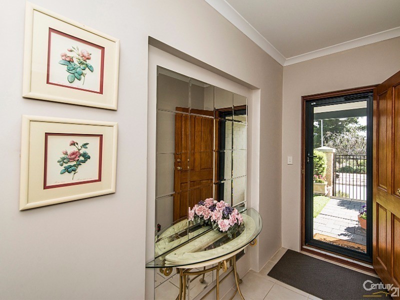 12 Alcala Street, Ellenbrook WA 6069