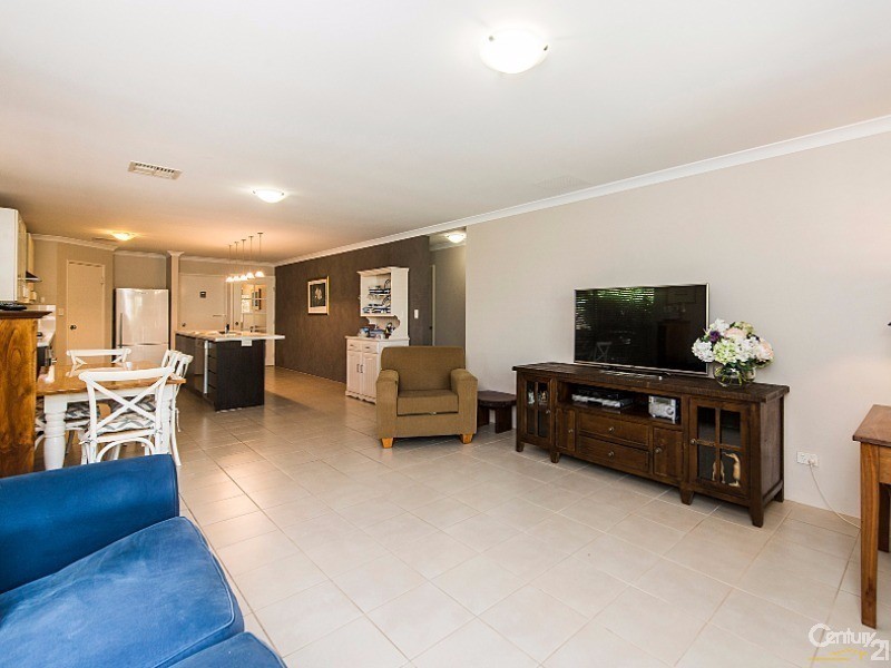 12 Alcala Street, Ellenbrook WA 6069