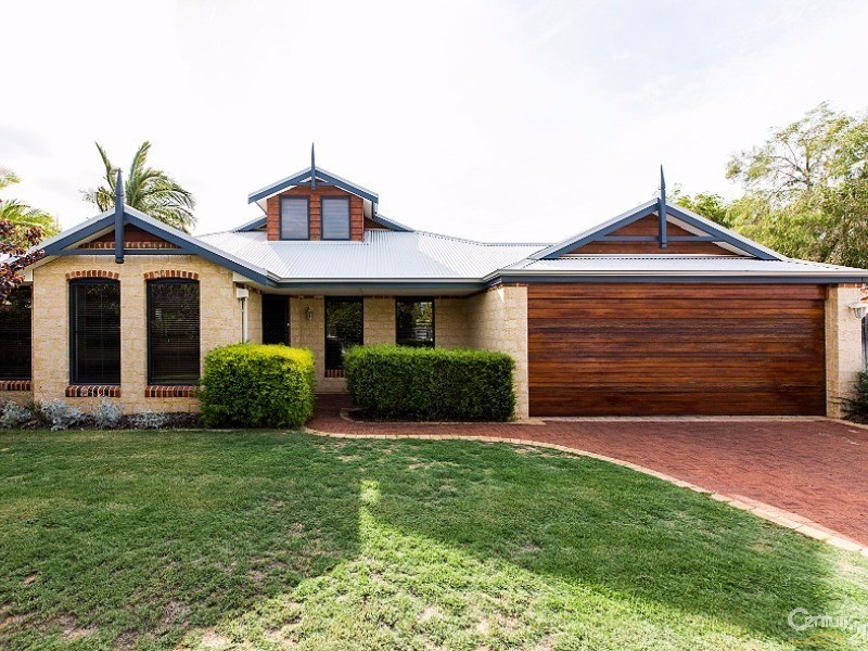 8 Lacebark Ct, Ellenbrook WA 6069