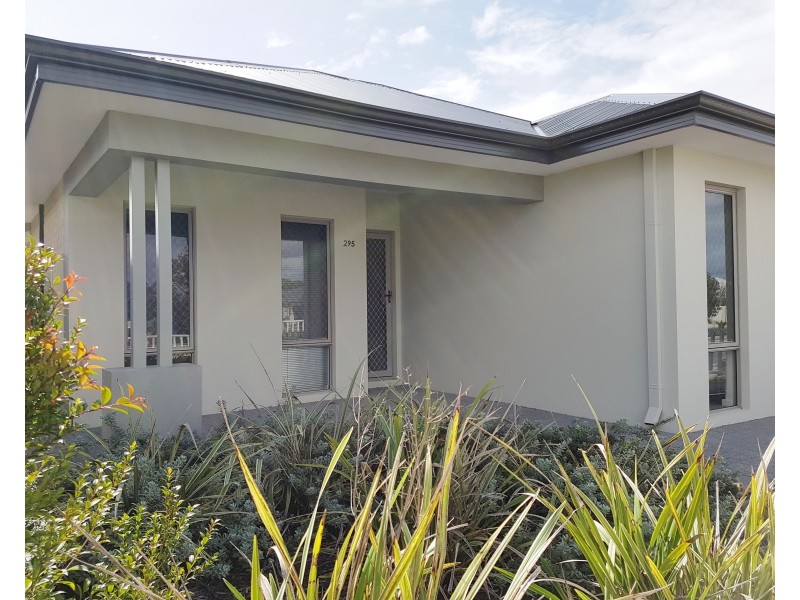 295 Banrock Drive, Ellenbrook WA 6069