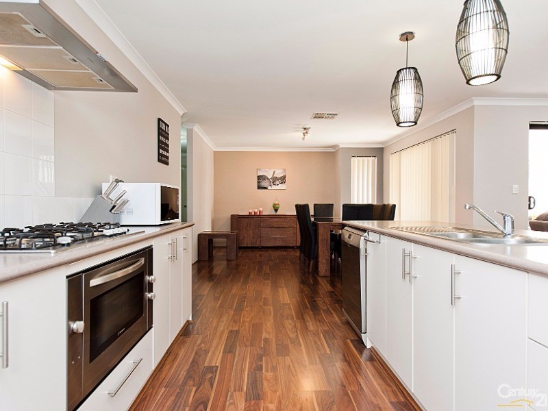 21 Delaney Road, Aveley WA 6069