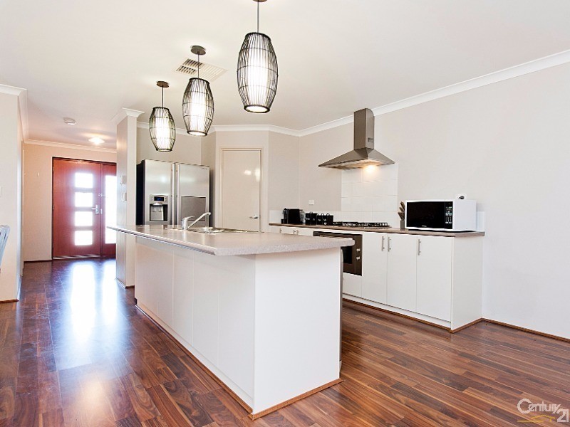 21 Delaney Road, Aveley WA 6069