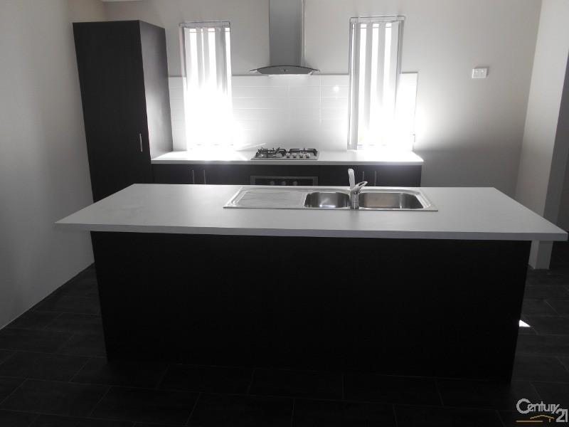 16 Rivington Entrance, Aveley WA 6069