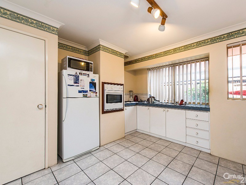 21 Bronzewing Ave, Ellenbrook WA 6069