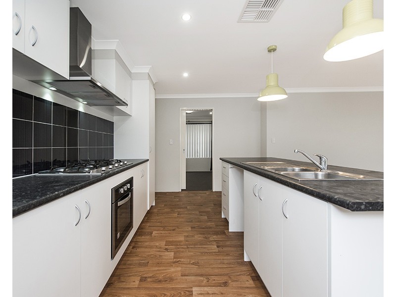 22 Holdsworth Avenue, Aveley WA 6069