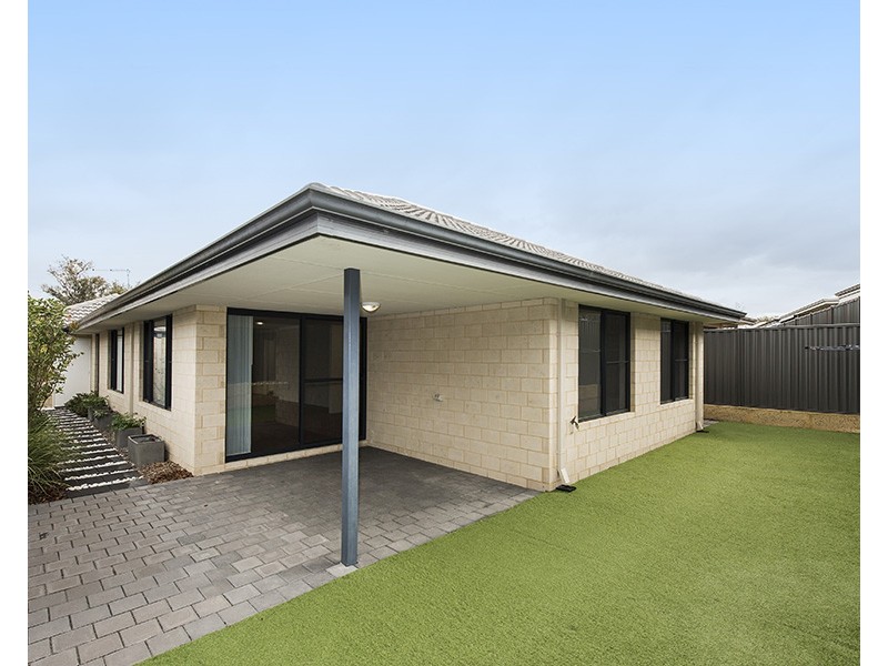 22 Holdsworth Avenue, Aveley WA 6069