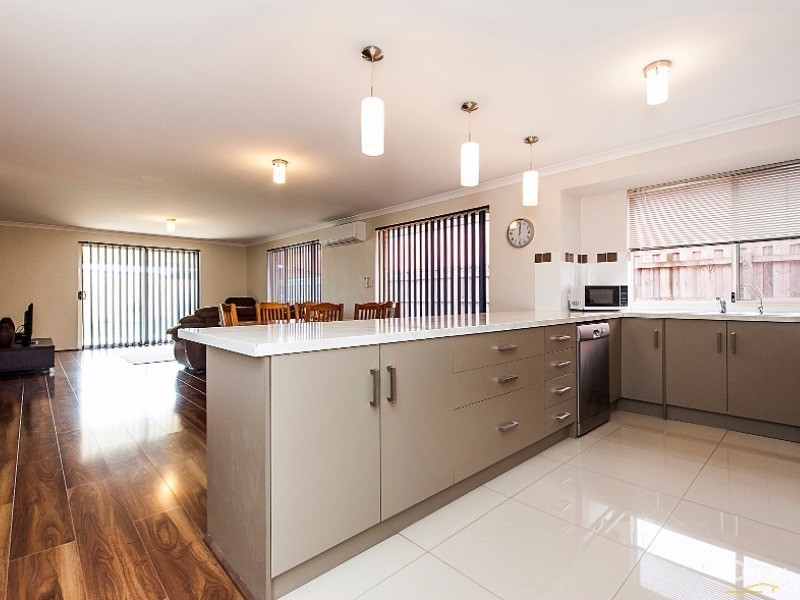 7 Syred Way, Ellenbrook WA 6069