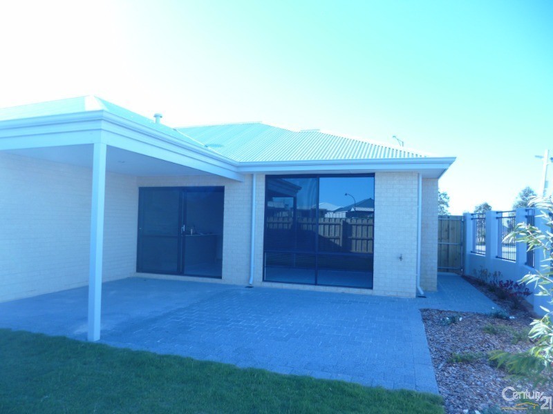 130 Elmridge Parkway, Ellenbrook WA 6069