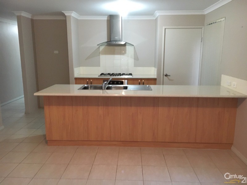 12 Interlaken Loop, Ellenbrook WA 6069