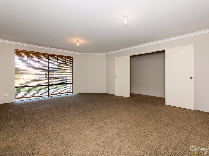 16  Rakich Drive, Ellenbrook WA 6069
