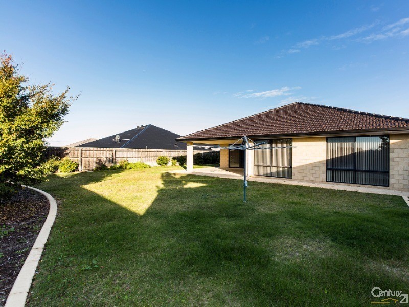 16  Rakich Drive, Ellenbrook WA 6069