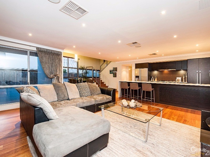 9 Adlington Way, Ellenbrook WA 6069