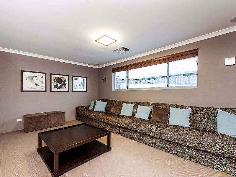 9 Adlington Way, Ellenbrook WA 6069