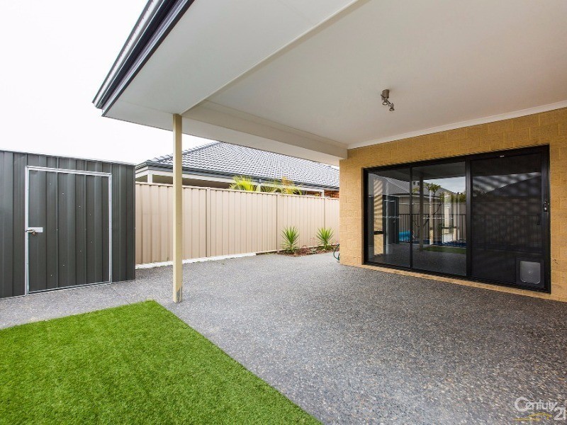 27  Millot Vista, Caversham WA 6055