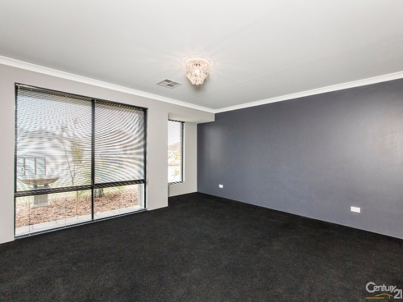 27  Millot Vista, Caversham WA 6055
