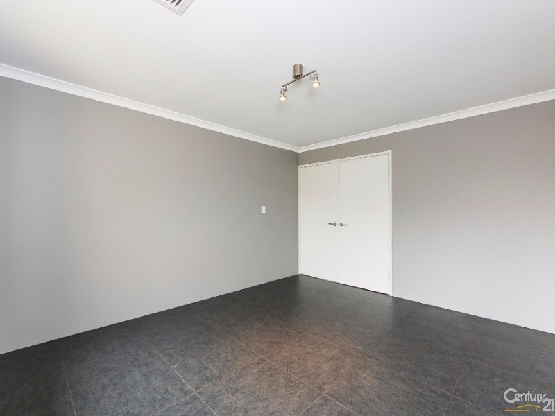 27  Millot Vista, Caversham WA 6055