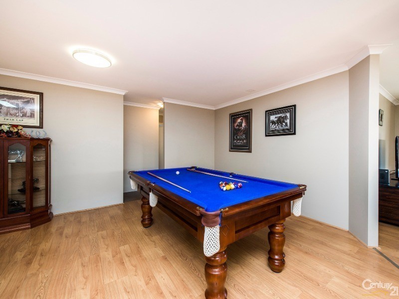 15 Eriskay Terrace, Henley Brook WA 6055