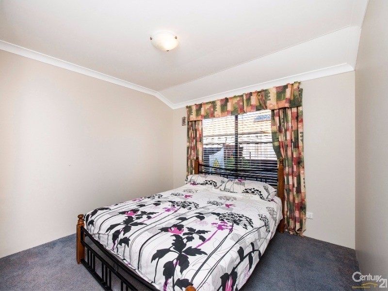 15 Eriskay Terrace, Henley Brook WA 6055