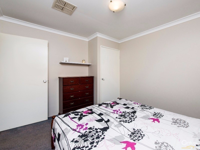 15 Eriskay Terrace, Henley Brook WA 6055