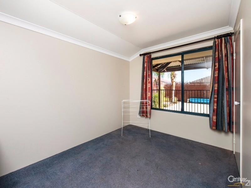 15 Eriskay Terrace, Henley Brook WA 6055