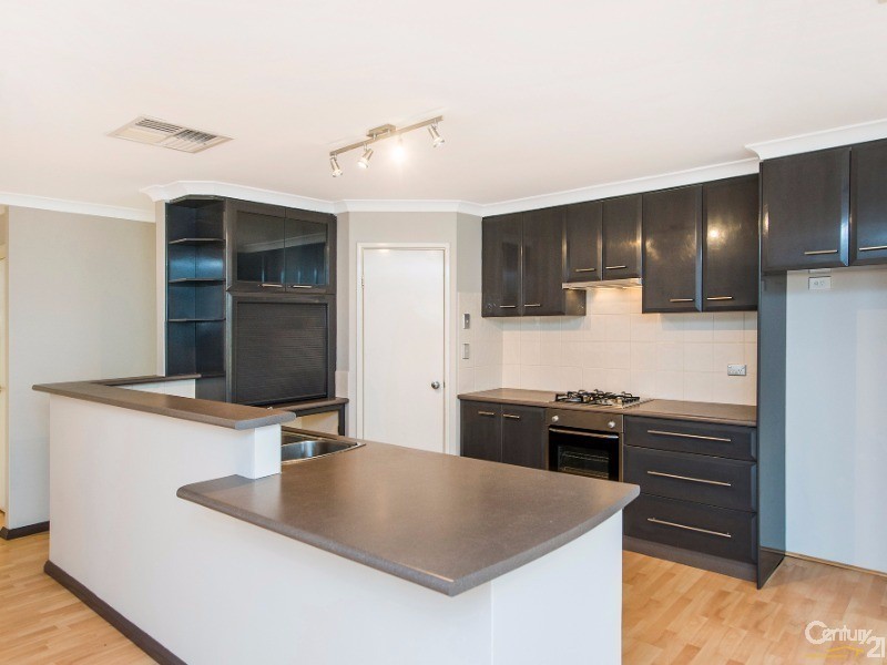 2 Flora Valley Grove, Ellenbrook WA 6069