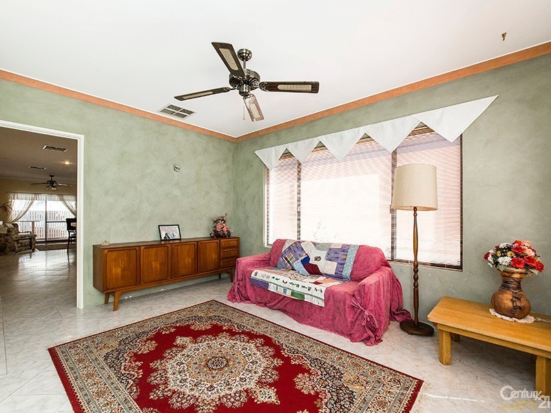 12 Lyon Way, Ellenbrook WA 6069