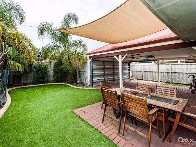 66 Tanami Cir, Ellenbrook WA 6069