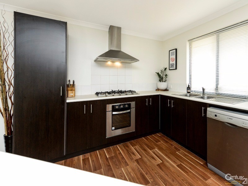 63 Bellazario Prom, Aveley WA 6069