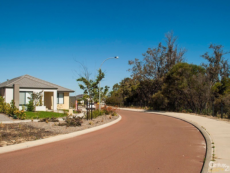 63 Bellazario Prom, Aveley WA 6069