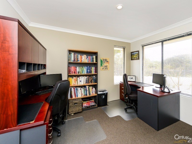 63 Bellazario Prom, Aveley WA 6069