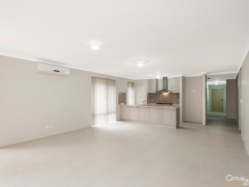 58 Semerwater Cr, Aveley WA 6069