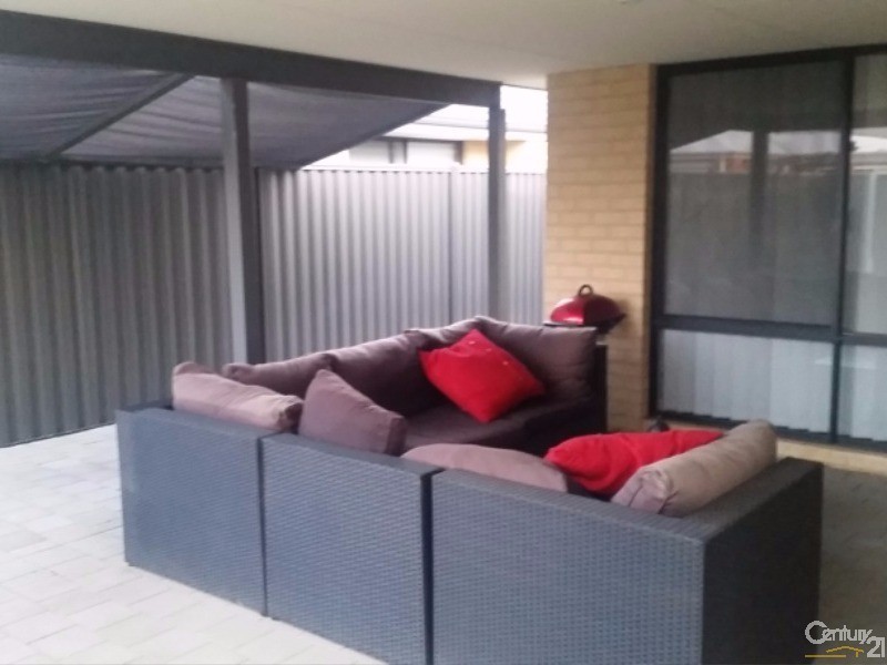 9 Candela Way, Aveley WA 6069