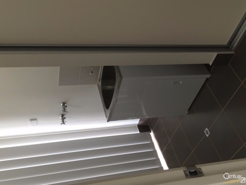 5 Cinnibar Bend, Aveley WA 6069