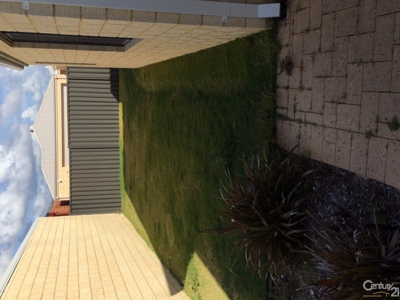 5 Cinnibar Bend, Aveley WA 6069