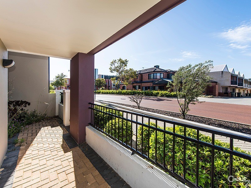 1-2 Wattlebird Loop, Joondalup WA 6027
